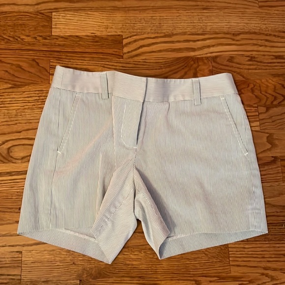 J.Crew pinstripe Woman’s  Shorts - Picture 1 of 4